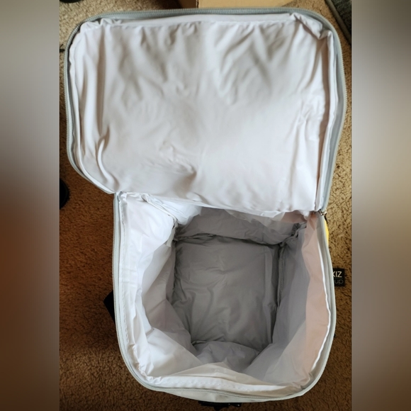 NWT Insulated Cooler Bag - Picture 9 of 10